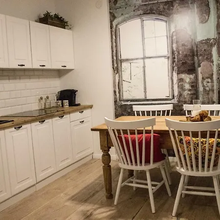 Folk By Anne & Apartment *