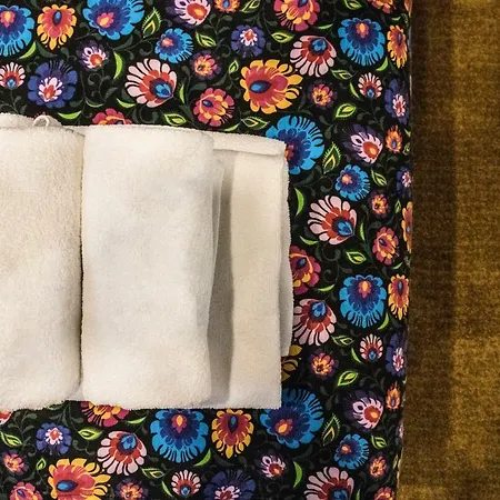 Folk By Anne & * Warsaw