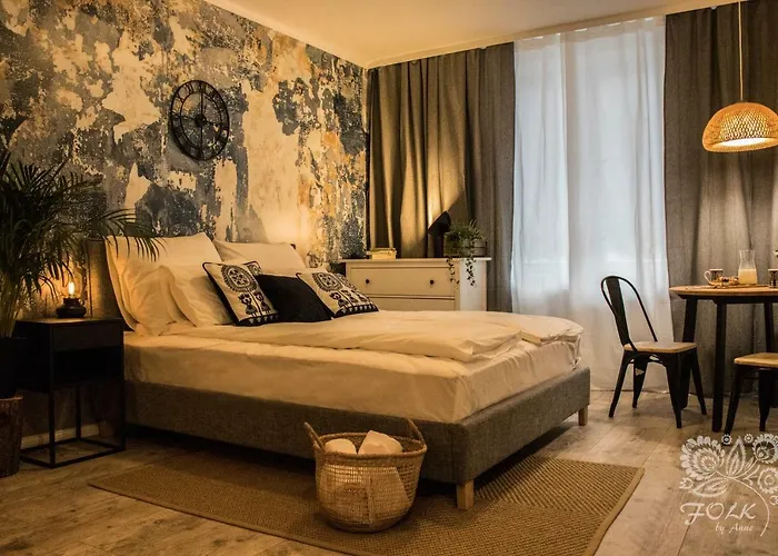 Apartment Folk By Anne & Warsaw