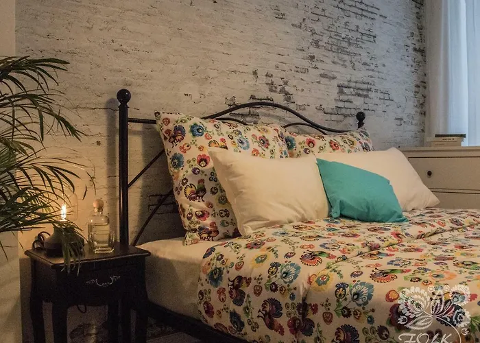 Apartment Folk By Anne & Warsaw